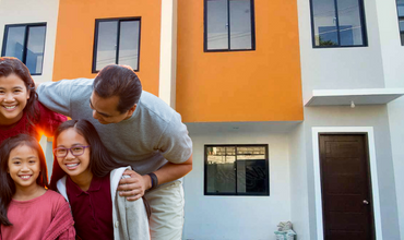 La Bellezah 2 Storey Townhouse House and Lot 2 Bedroom  for family and OFW investment in Cebu